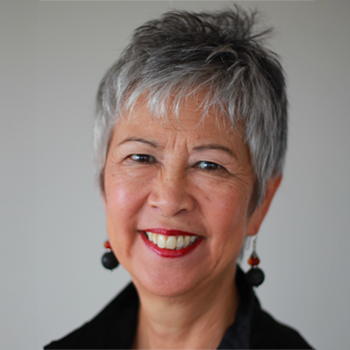Lynn Sumida